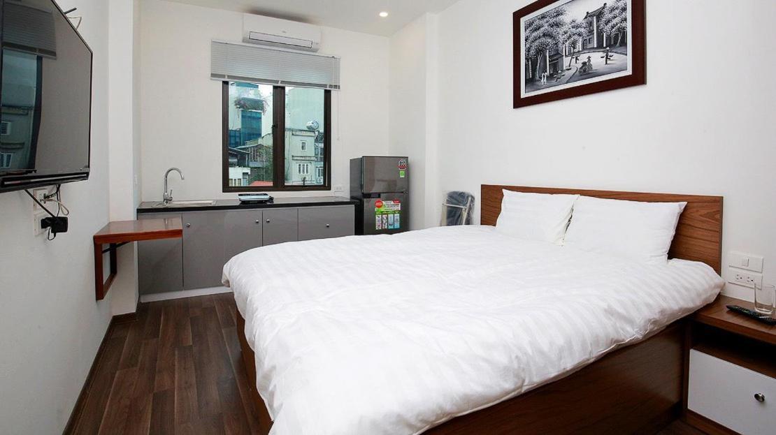 Cl# Stylist Apt* Kitchen/wash*cat Linh Station Apartment