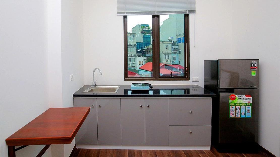 Cl# Stylist Apt* Kitchen/wash*cat Linh Station Apartment